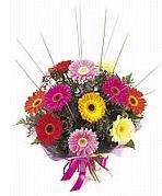 Ankara Ostim �i�ek g�nderimi  firmas� �r�n�m�z   m�thi� kar���k gerbera mevsim �i�ek buketi