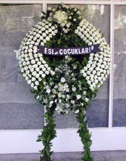 Ankara �i�ek ma�azam�zdan Ostim ve Ankara i�in g�rsel bir tanzim  cenaze �elenk �i�e�i